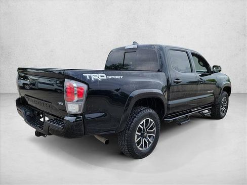 Used 2022 Toyota Tacoma TRD Sport w/ TRD Premium Sport Package RWD image 5
