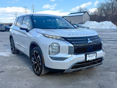 Used 2022 Mitsubishi Outlander ES