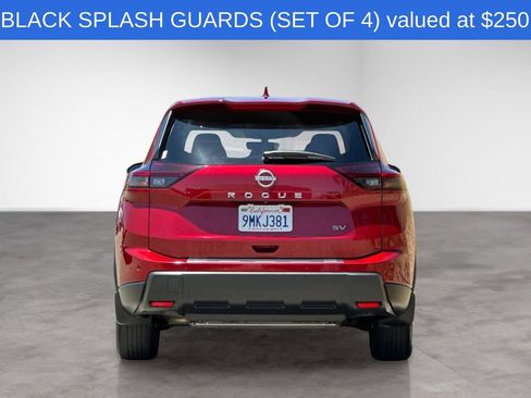 Used 2024 Nissan Rogue SV FWD image 4