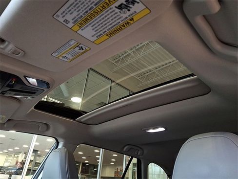 Certified 2025 Subaru Outback Limited image 14