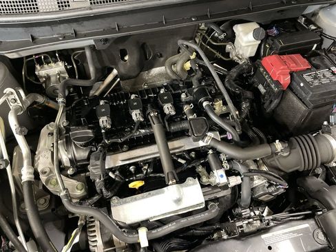 Used 2024 Nissan Kicks SR w/ SR Premium Package FWD image 26