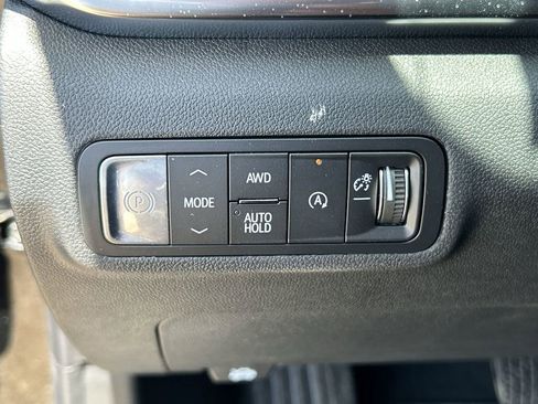 New 2026 GMC Terrain Denali w/ LPO, Black Badging Package AWD/4WD image 18