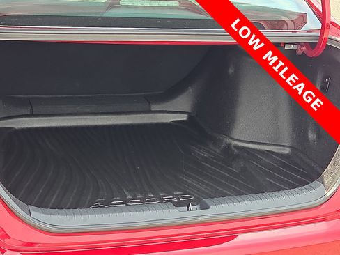 Used 2024 Honda Accord LX image 9