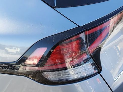 Used 2023 Kia Sportage LX image 31