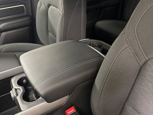 New 2026 RAM 1500 4x4 Crew Cab image 17