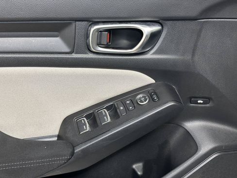 Certified 2022 Honda Civic LX image 21