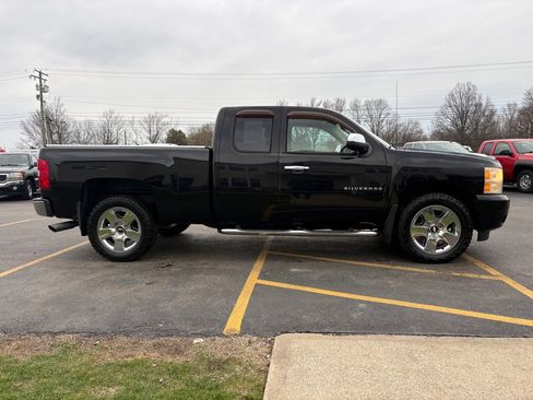 Used 2011 Chevrolet Silverado 1500 LT w/ Regional Value Package image 5