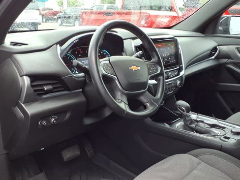 Used 2023 Chevrolet Traverse LT w/ LPO, Floor Liner Package AWD/4WD image 9