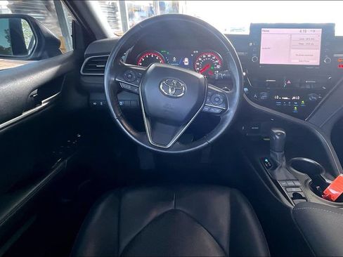 Used 2023 Toyota Camry XSE FWD image 7