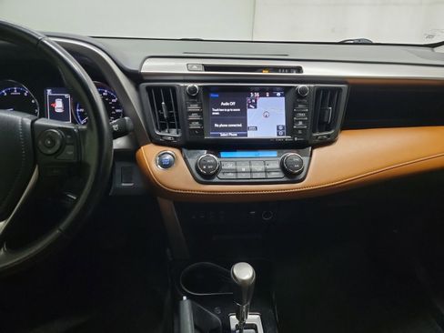 Used 2018 Toyota RAV4 Limited image 31