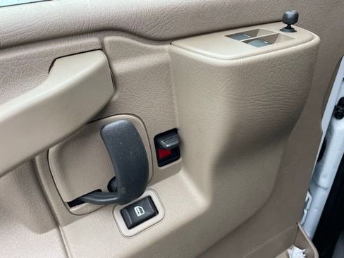 New 2025 Chevrolet Express 2500 w/ Driver Convenience Package image 7