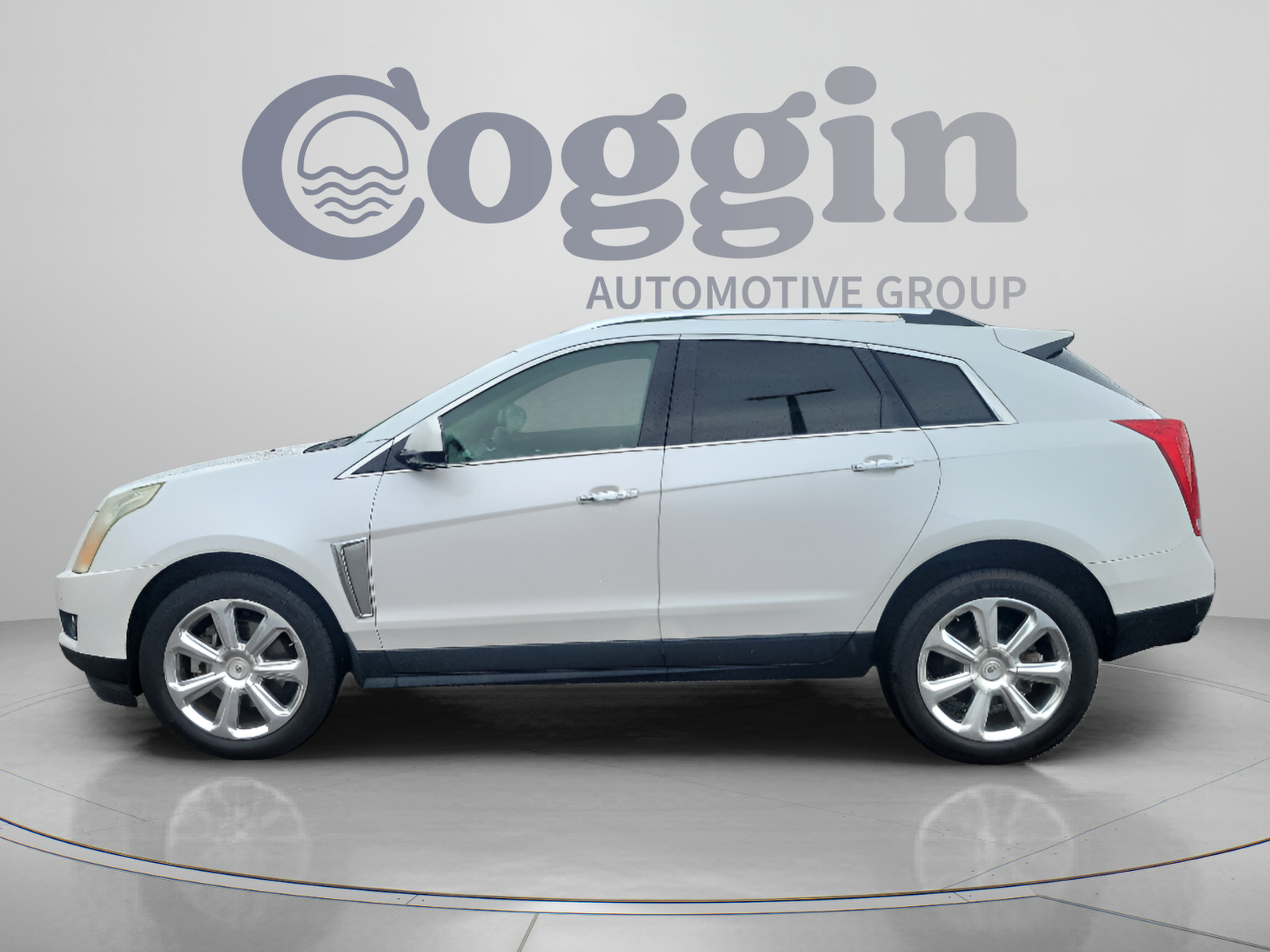 Used 2016 Cadillac SRX Performance FWD image 2