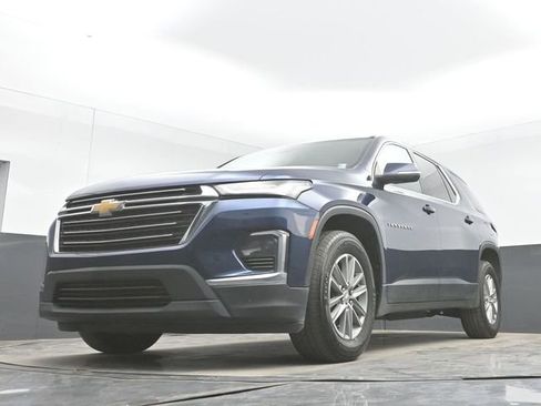 Used 2022 Chevrolet Traverse LT AWD/4WD image 44