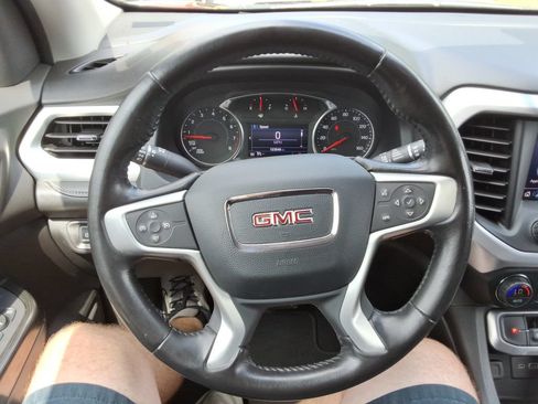 Certified 2020 GMC Acadia SLT FWD image 25