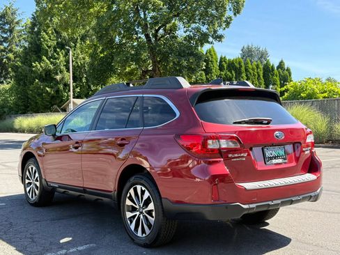 Used 2017 Subaru Outback 2.5i Limited AWD/4WD image 4