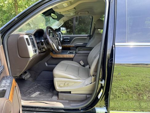 Used 2018 GMC Sierra 1500 SLT w/ Enhanced Driver Alert Package RWD image 12