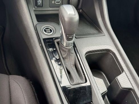 Used 2025 Nissan Sentra S FWD image 28