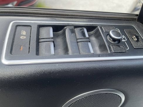 Used 2014 Land Rover Range Rover HSE AWD/4WD image 12