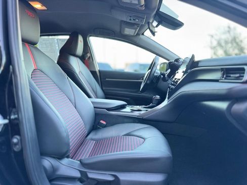 Used 2024 Toyota Camry image 19