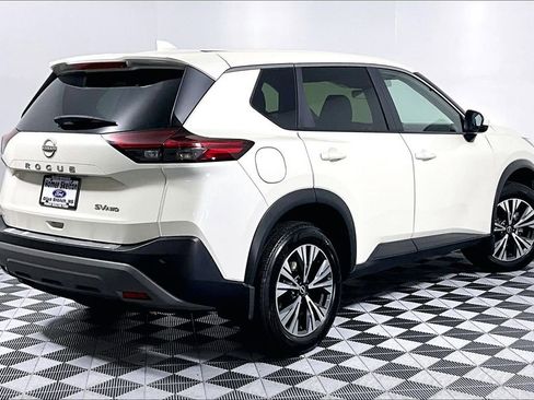 Used 2023 Nissan Rogue SV AWD/4WD image 12