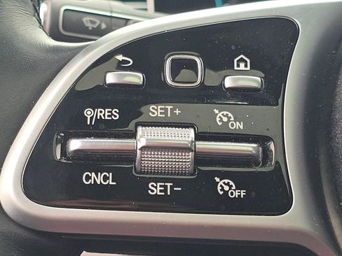 Certified 2020 Mercedes-Benz GLE 450 4MATIC image 37