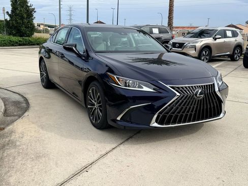 New 2025 Lexus ES 350 w/ Premium Package image 3