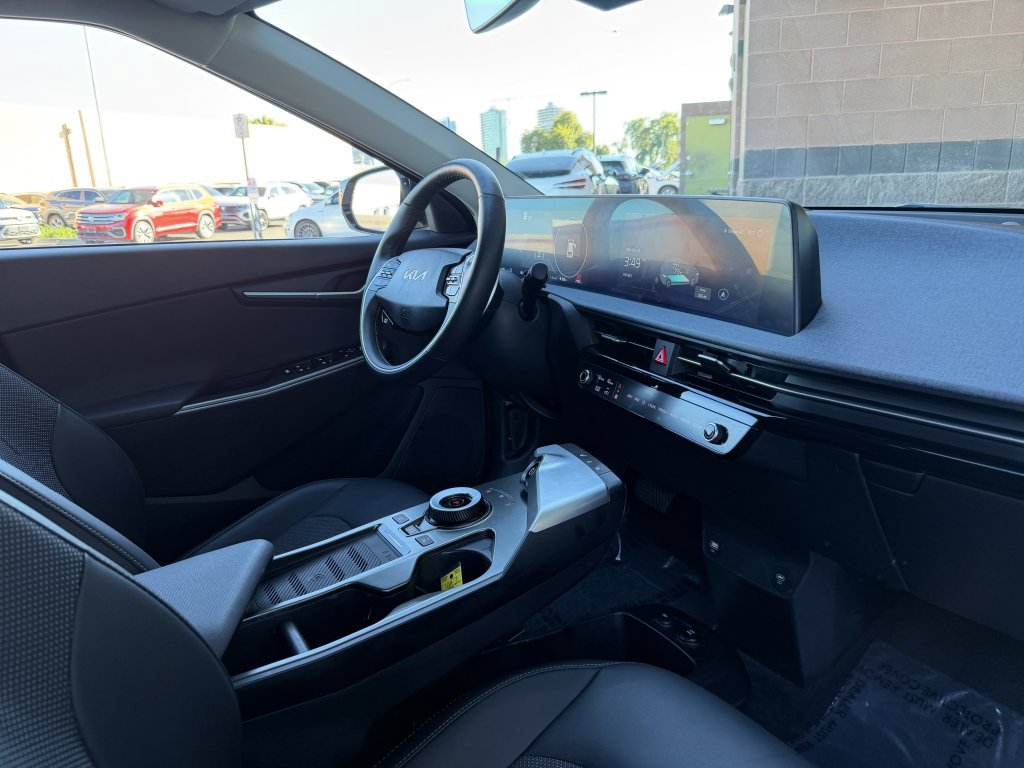 Used 2024 Kia EV6 Light AWD/4WD image 41