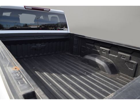 Used 2023 Chevrolet Silverado 2500 LT w/ Convenience Package image 6