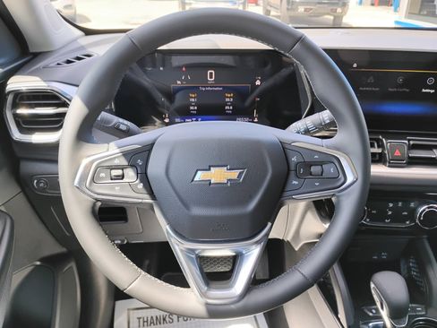 Used 2024 Chevrolet TrailBlazer LT w/ LT Cold Weather Package AWD/4WD image 20
