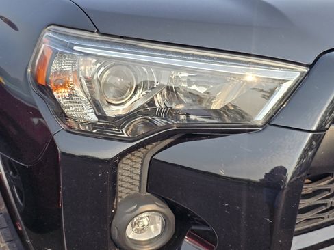 Certified 2020 Toyota 4Runner TRD Pro AWD/4WD image 22