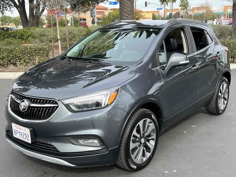 Used 2018 Buick Encore Essence image 11