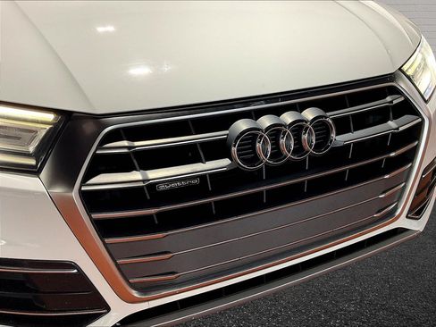Used 2019 Audi Q5 2.0T Premium w/ Convenience Package AWD/4WD image 31