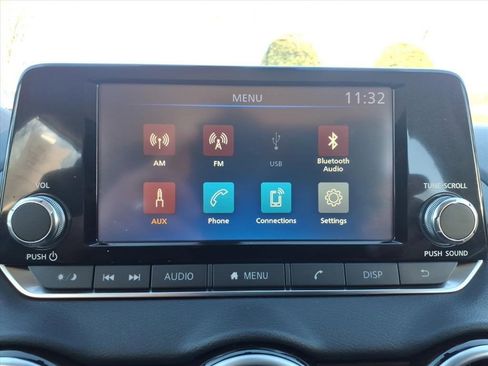 Used 2025 Nissan Sentra S image 15