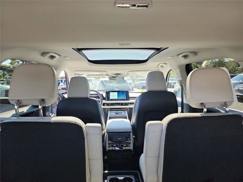 New 2026 Lincoln Aviator 2WD image 20