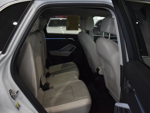 Used 2023 Audi Q3 2.0T Premium Plus w/ Premium Plus Package AWD/4WD image 25