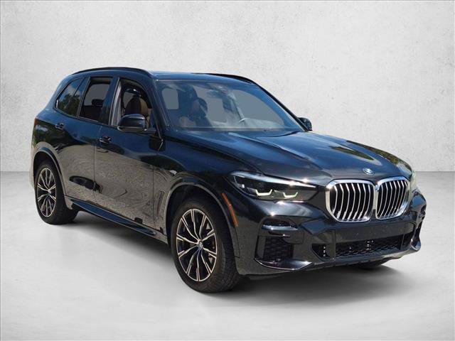Used 2022 BMW X5 sDrive40i w/ M Sport Package RWD image 3
