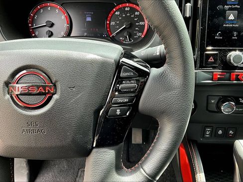 Used 2026 Nissan Frontier PRO-4X AWD/4WD image 14