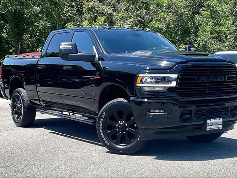 Used 2023 RAM 2500 Laramie AWD/4WD image 1