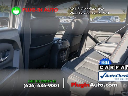 Used 2024 Nissan Titan PRO-4X w/ Off Road Protection Package image 11