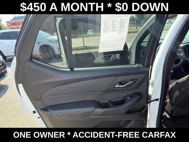 Used 2023 Chevrolet Traverse LT FWD image 34