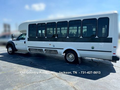 Used 2012 Ford F550 2WD Regular Cab Super Duty w/ Payload Upgrade Pkg image 5