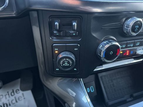 Used 2022 Ford F150 Lariat w/ Equipment Group 502A High image 22