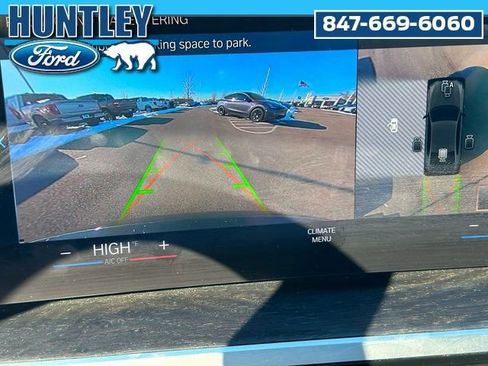 Used 2023 BMW M340i xDrive w/ Premium Package image 25