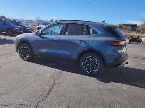 New 2026 Ford Escape Platinum w/ Equipment Group 601A image 9