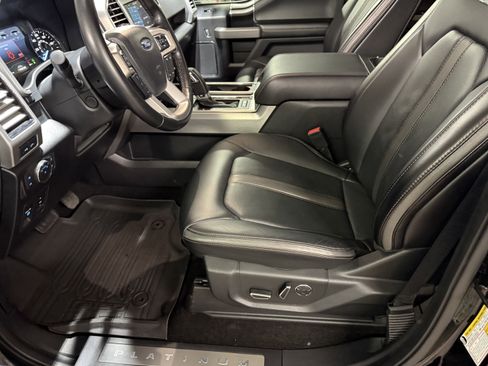 Used 2019 Ford F150 Platinum w/ Equipment Group 701A Luxury image 22