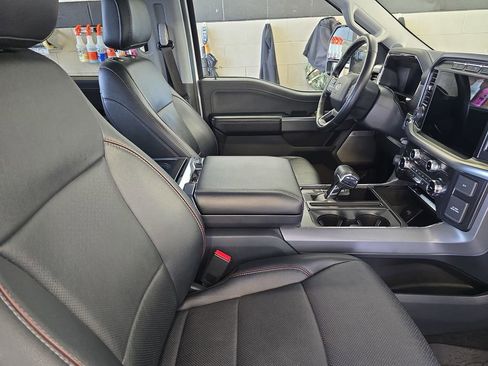 Used 2022 Ford F150 Lariat image 11