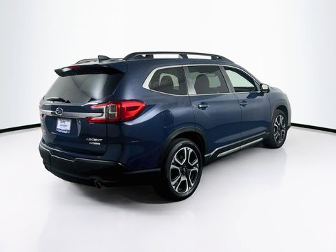 Used 2023 Subaru Ascent Limited w/ Technology Package AWD/4WD image 5