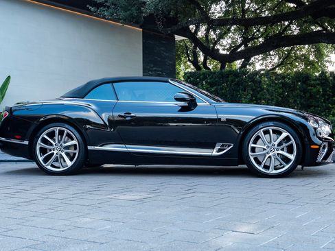 Used 2020 Bentley Continental GT AWD/4WD image 5