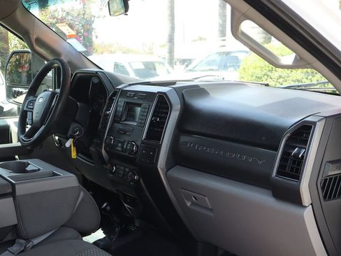 Used 2019 Ford F350 XLT AWD/4WD image 44