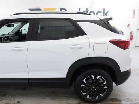 Used 2023 Chevrolet TrailBlazer LT w/ Convenience Package image 6